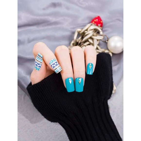 Blue Press On Nail Wrap - Picture 1 of 4